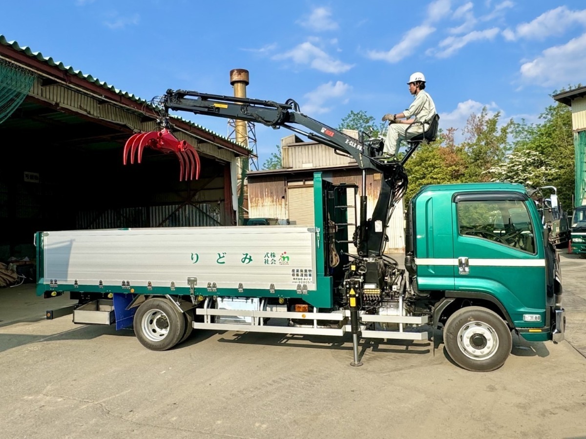 庭石(砕石)軽トラ1杯500kg Going to buy crushed stone in a light truck] This is our Japanese