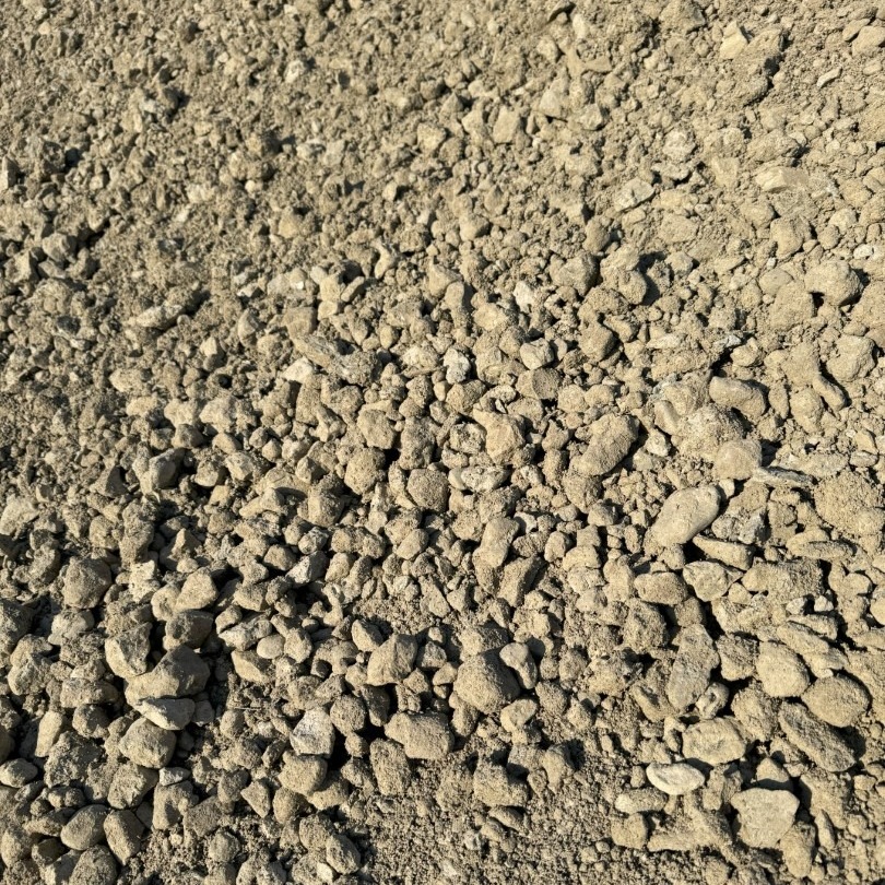 砕石販売・運送 - 株式会社みどり｜十和田市｜年間200件の実績 造園