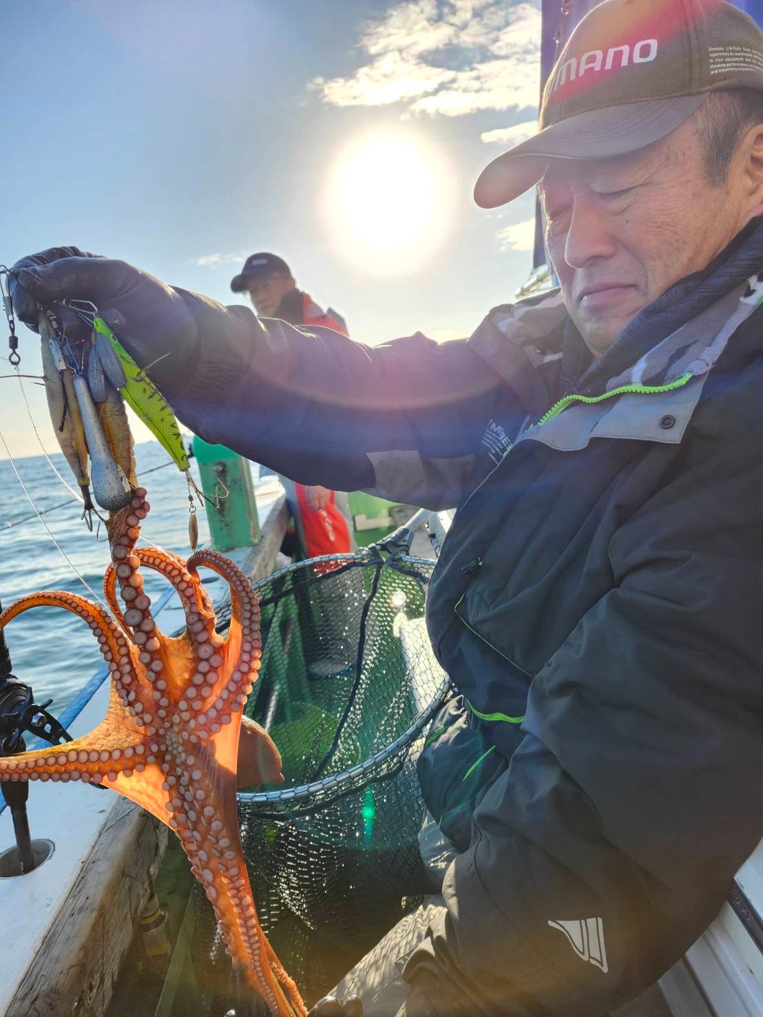 タコ 11月15日（土）タコ船の釣果 - みなとや釣具店 |有限会社