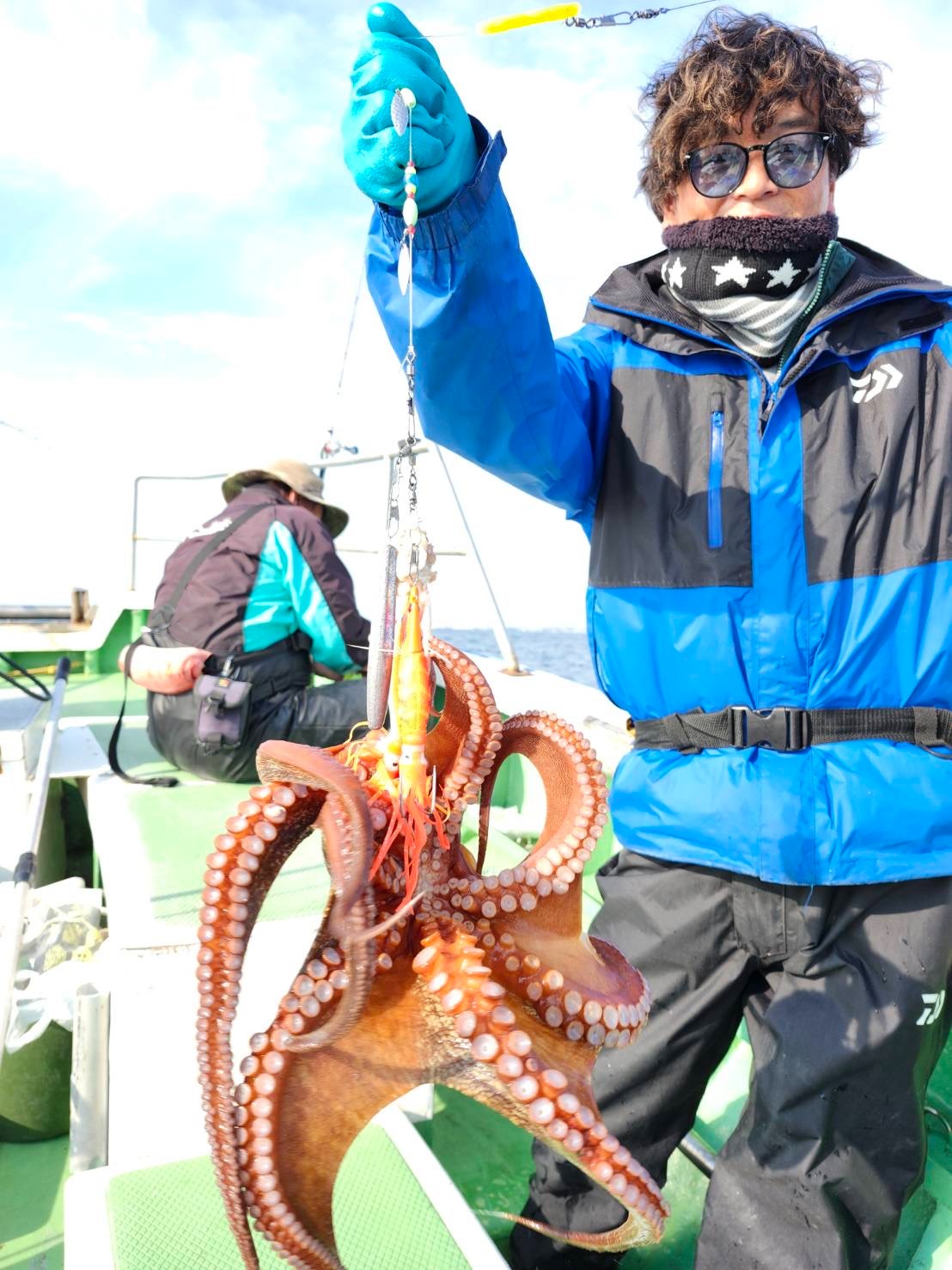 タコ 11月9日（土）タコ船の釣果 - みなとや釣具店 |有限会社ディスカウント